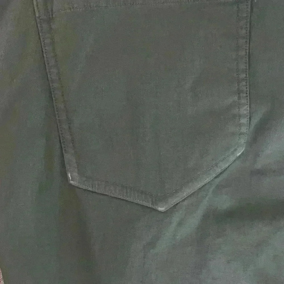 Lululemon Men's Washed Gray Sage Utilitech Chino Pants Size 30 X 33 - Picture 7 of 8